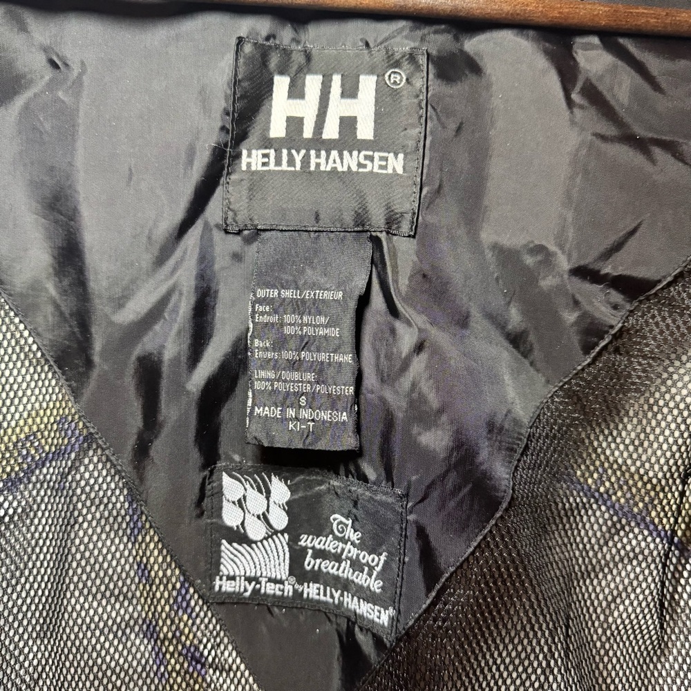 Vintage Helly Hansen Ski Jacket Purple Black Helly Tech 90s Gorpcore Men/Unisex - Picture 2 of 12